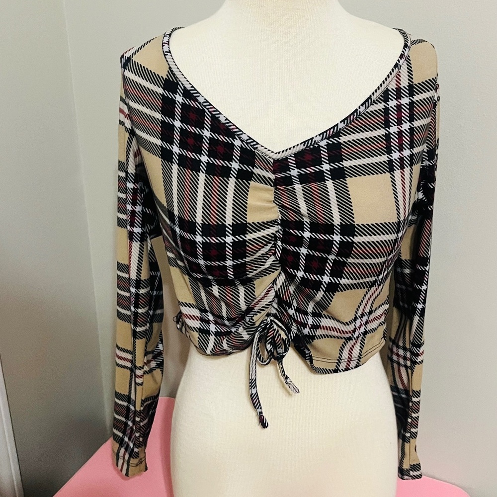 Women’s Discreet Long Sleeve Shirt